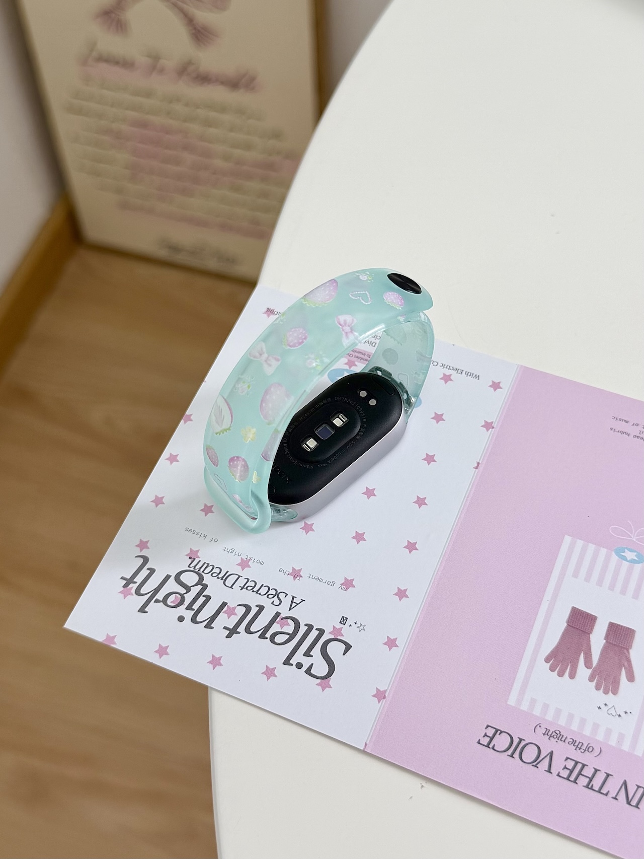 超可愛いイチゴ柄のTPUストラップ Xiaomi Band  - Android Smartwatch Accessories のレビューと価格
