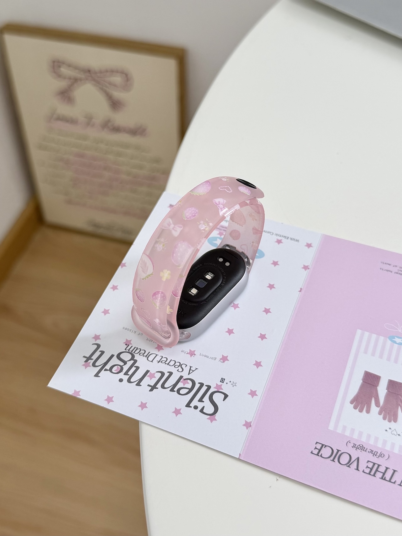 超可愛いイチゴ柄のTPUストラップ Xiaomi Band  - Android Smartwatch Accessories のレビューと価格
