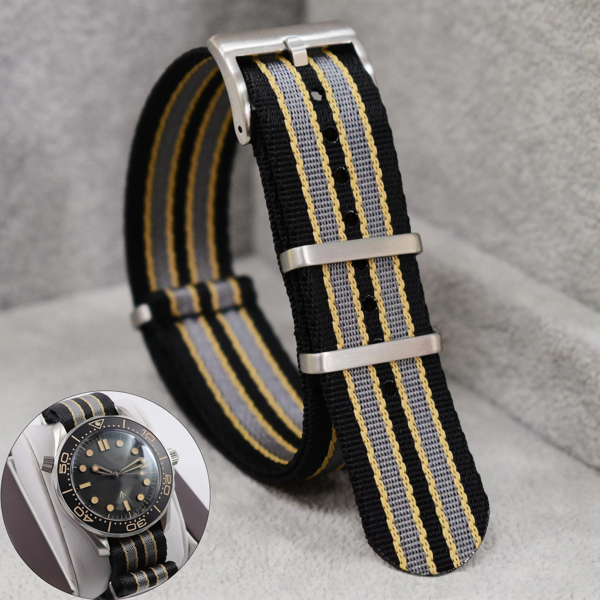 20mm ナイロン時計ストラップ オメガ 007 交換用高密 - Nylon Nato Strap のレビューと価格